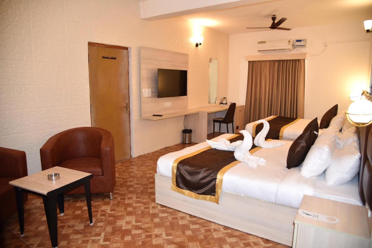 Clarissa Resort Goa Saligao Kültér fotó
